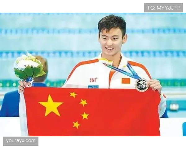 宁泽涛家里冰箱贴满训练计划，连牛奶保质期都按秒算