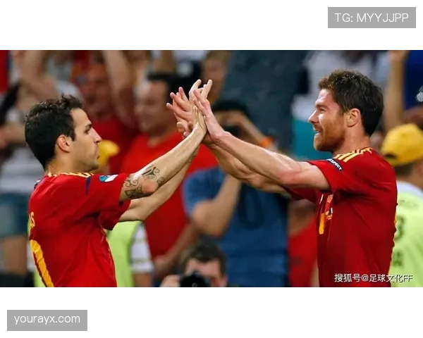 法布雷加斯与哈维的组织核心分化：球权集中度如何重塑推进路径