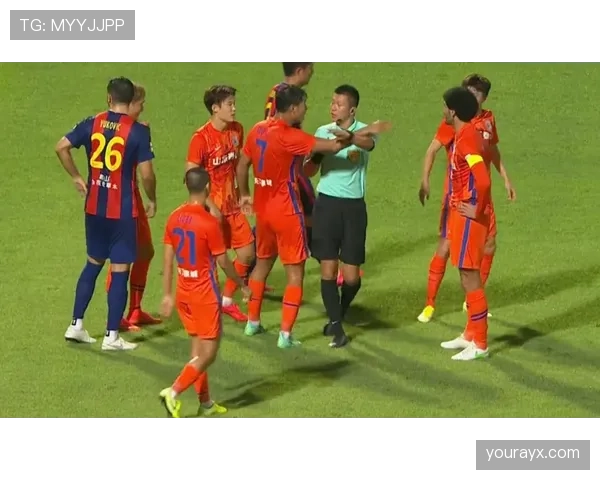 有利原则在足球判罚中如何平衡公平与竞赛节奏？